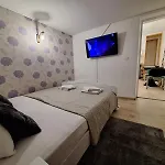 Ris Piata Romana Casa de hóspedes Bucareste