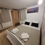 Ris Piata Romana 3*