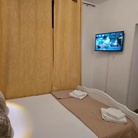 Ris Piata Romana 3*