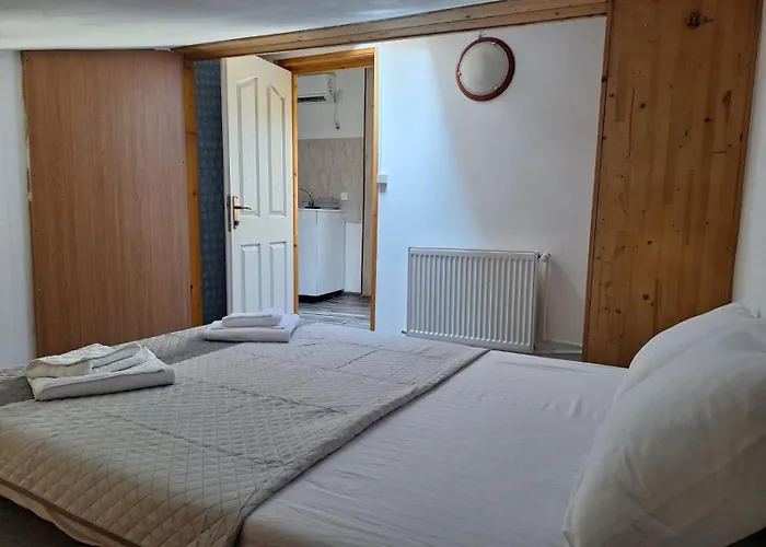 Ris Piata Romana 3* Boekarest