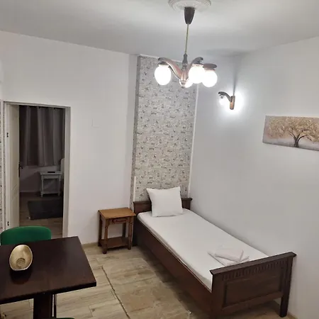 Pensiune Ris Piata Romana Bucureşti