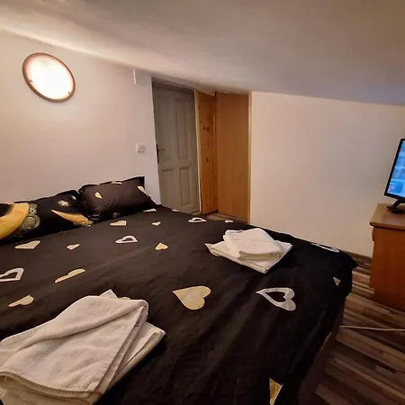 Ris Piata Romana 3*