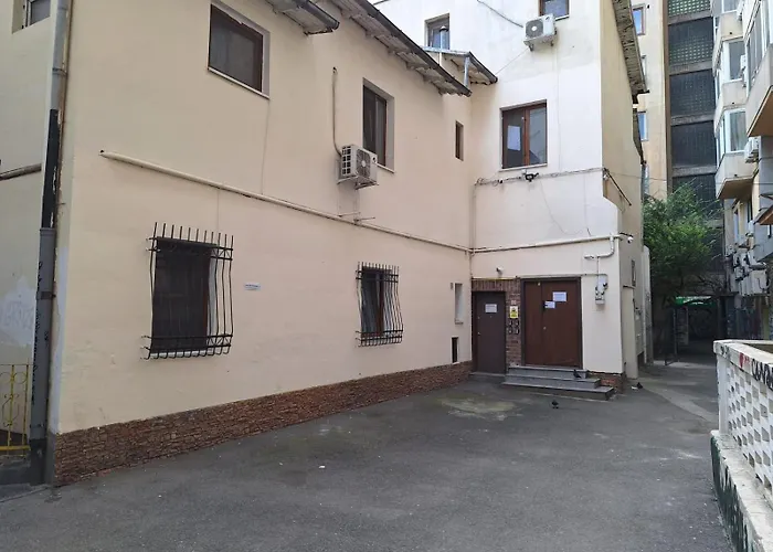 Ris Piata Romana Pensjonat